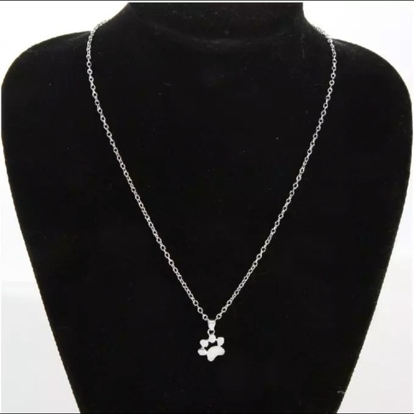♡ Paw Necklace - Picture 6 of 8